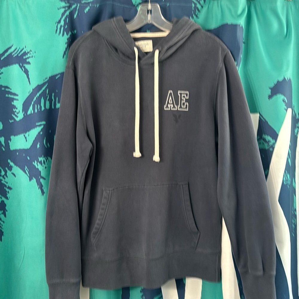 American eagle men’s navy blue hoodie